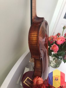 Скрипка современного мастера