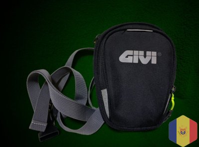 Компактный черный рюкзак givi как новый