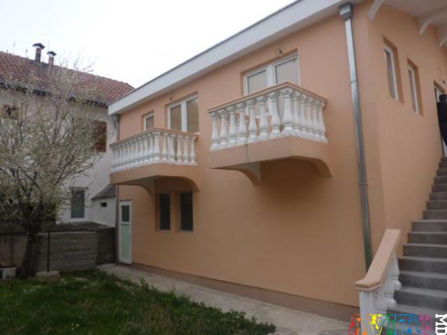Двухэтажный дом в городе Бар. Черногория. Без комиссии.