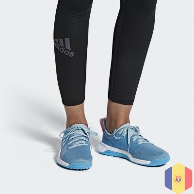 Женские кроссовки от Adidas в оригинале