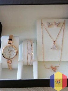 Красивые наручные женские часы с серьгами, кулоном и браслетом