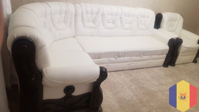 Обшивка диванов ,кресла любой сложности ,стулья