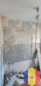 Зачистка старой краски и обоев с бетонных стен